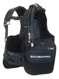 Gilet stabilisateur Scubapro T-One noir, vue de trois quarts