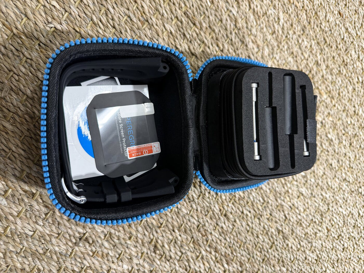 Accessoires livrés avec le Peregrine : protecteur d'écran et outils